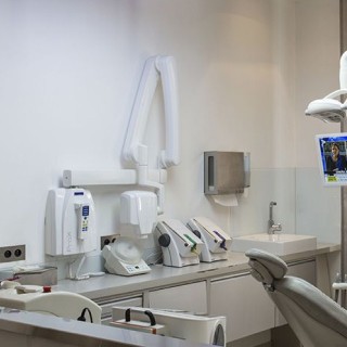 Cabinet dentaire gouttieres orthodontie